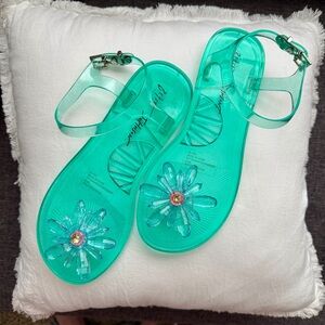 NWOT Betsey Johnson Jelly Sandals